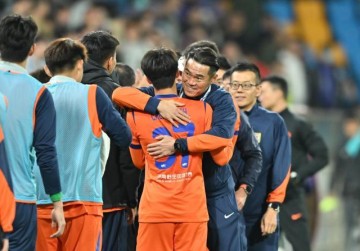 乐鱼体育登录入口-泰山寄语：05后小将们未来可期 老国脚可指明方向